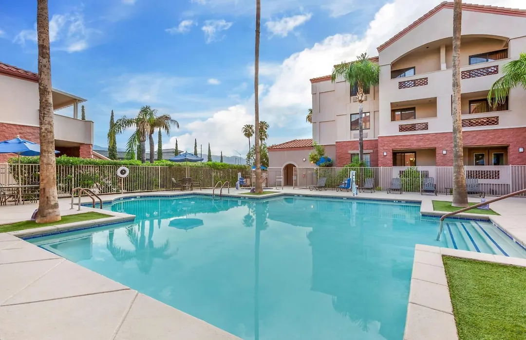 Hilton Vacation Club Varsity Club Tucson-1